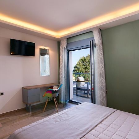 Semiramis Luxury Suites Chrysi Ammoudia Buitenkant foto