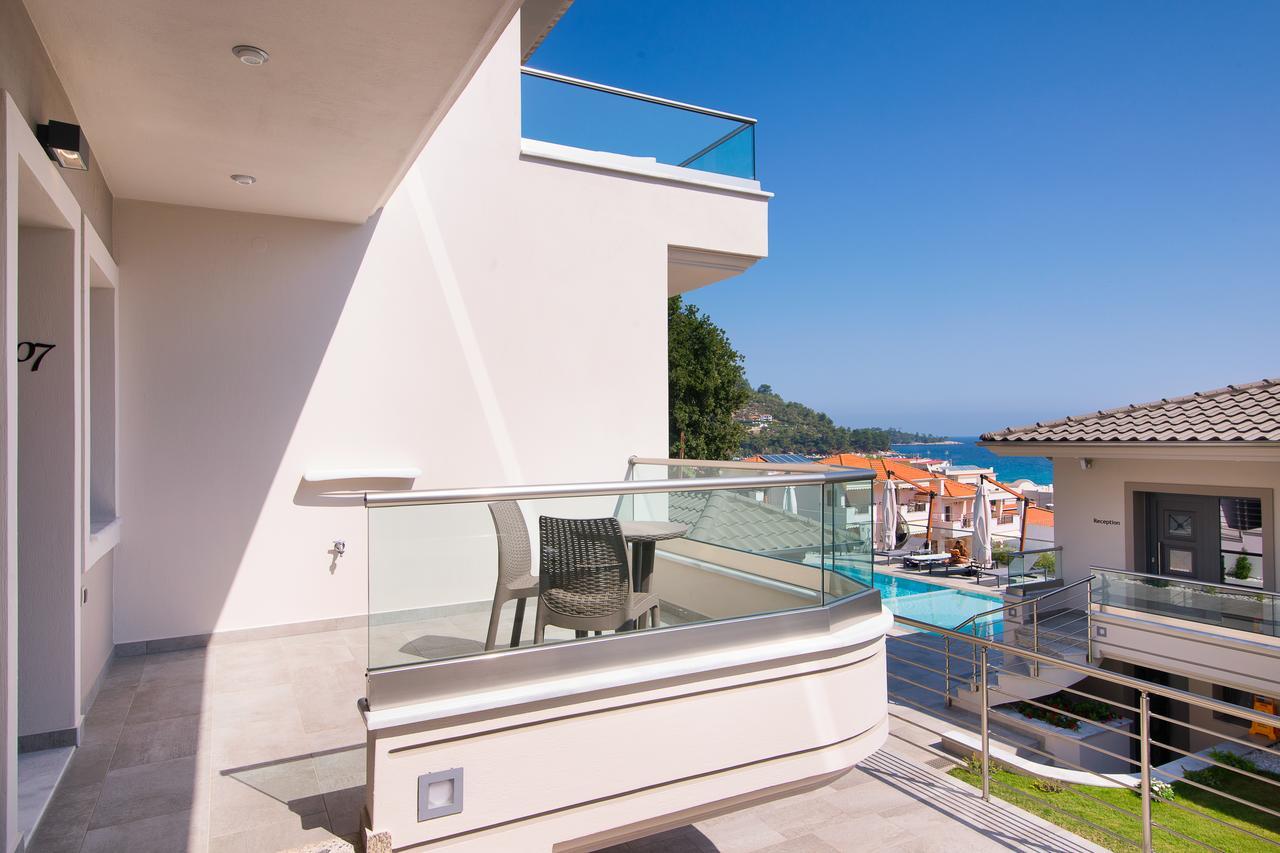 Semiramis Luxury Suites Chrysi Ammoudia Buitenkant foto