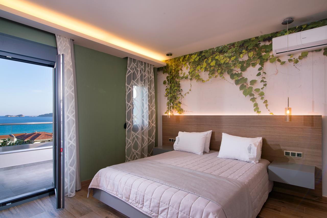 Semiramis Luxury Suites Chrysi Ammoudia Buitenkant foto
