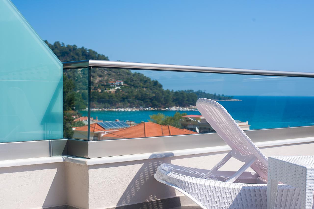 Semiramis Luxury Suites Chrysi Ammoudia Buitenkant foto