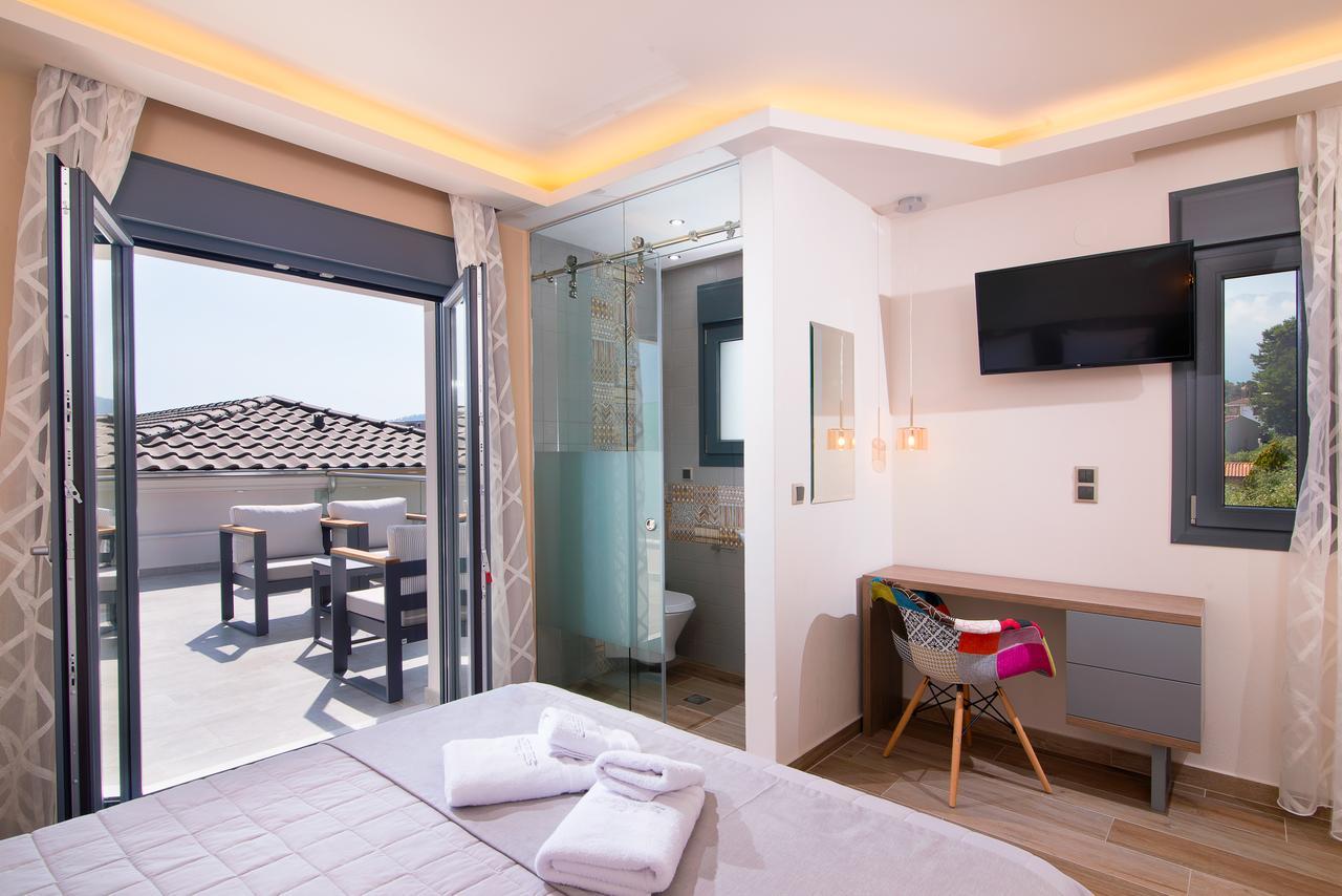 Semiramis Luxury Suites Chrysi Ammoudia Buitenkant foto